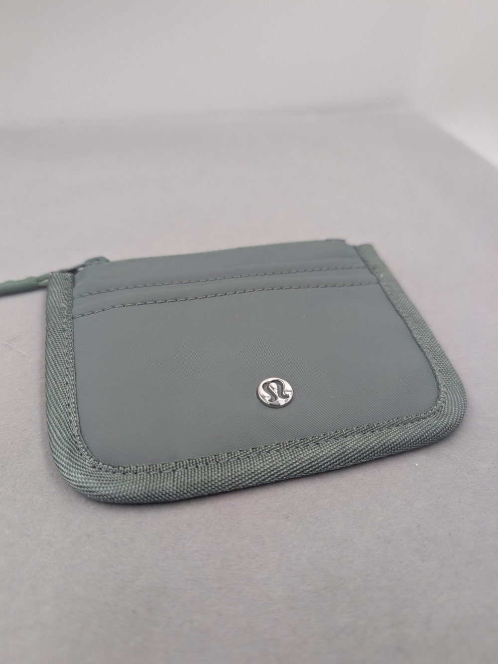 Lululemon Athletica True Identity Card Case Grey Eucalyptus Wallet | 1201